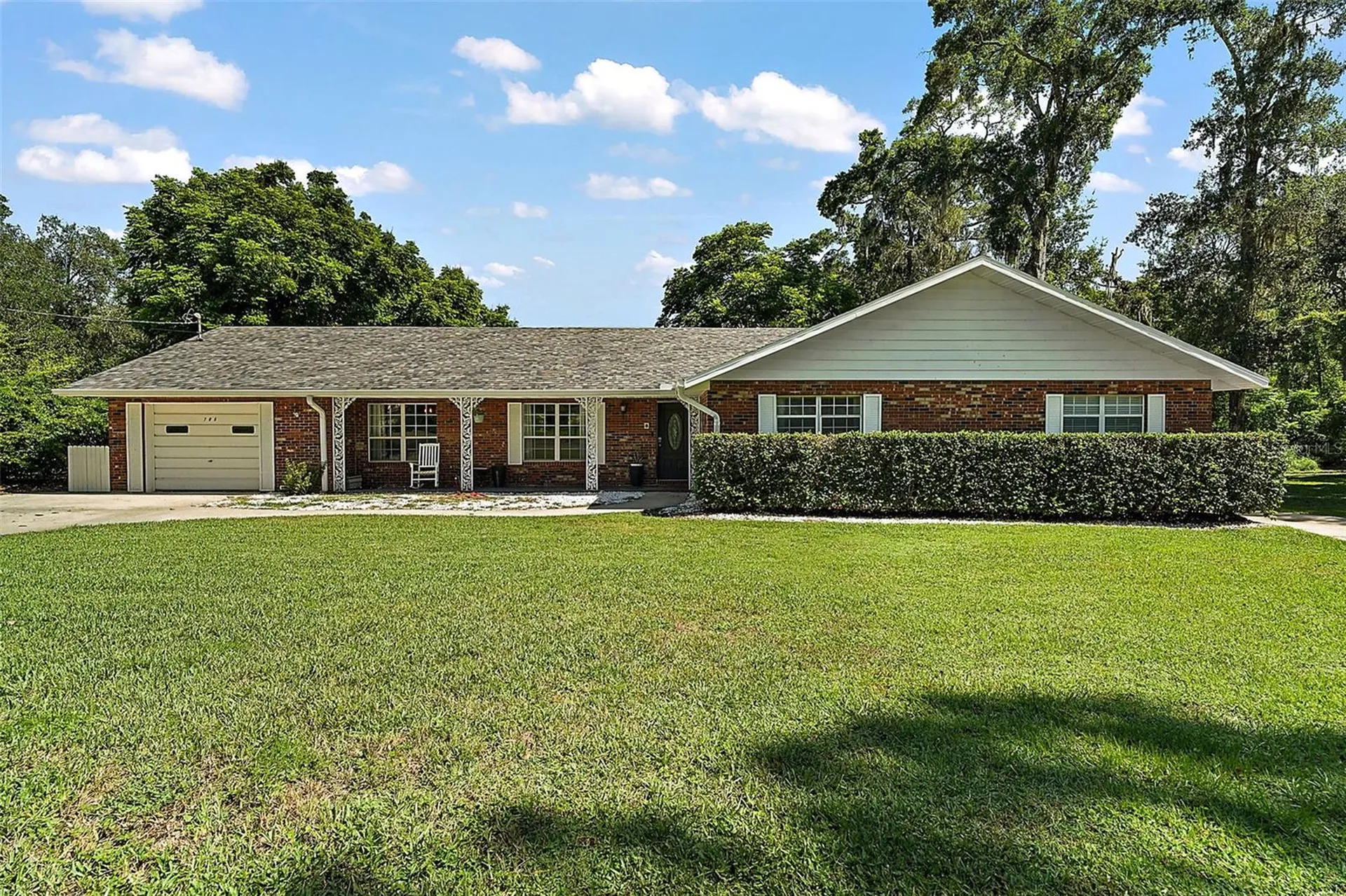 705 Summit Court Mount Dora FL 32757