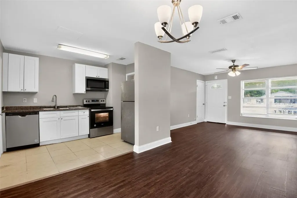 713 Laisy Drive Deland FL 32724