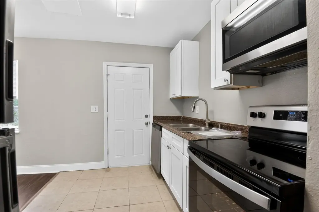 713 Laisy Drive Deland FL 32724