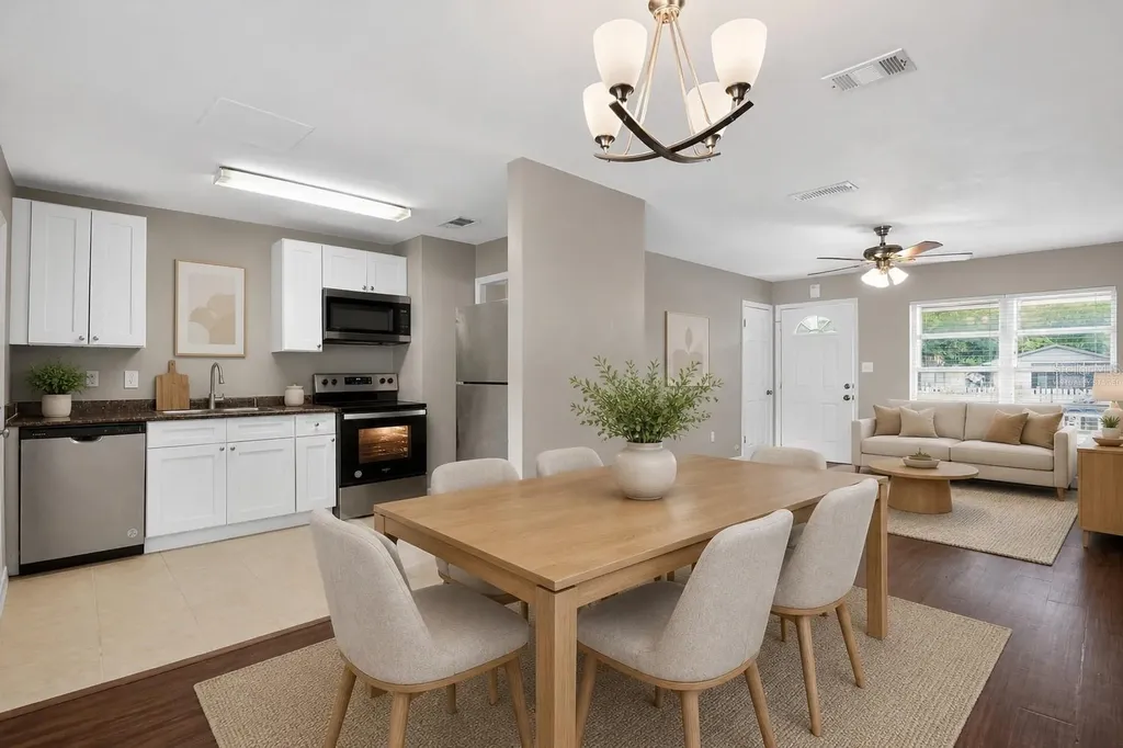 713 Laisy Drive Deland FL 32724