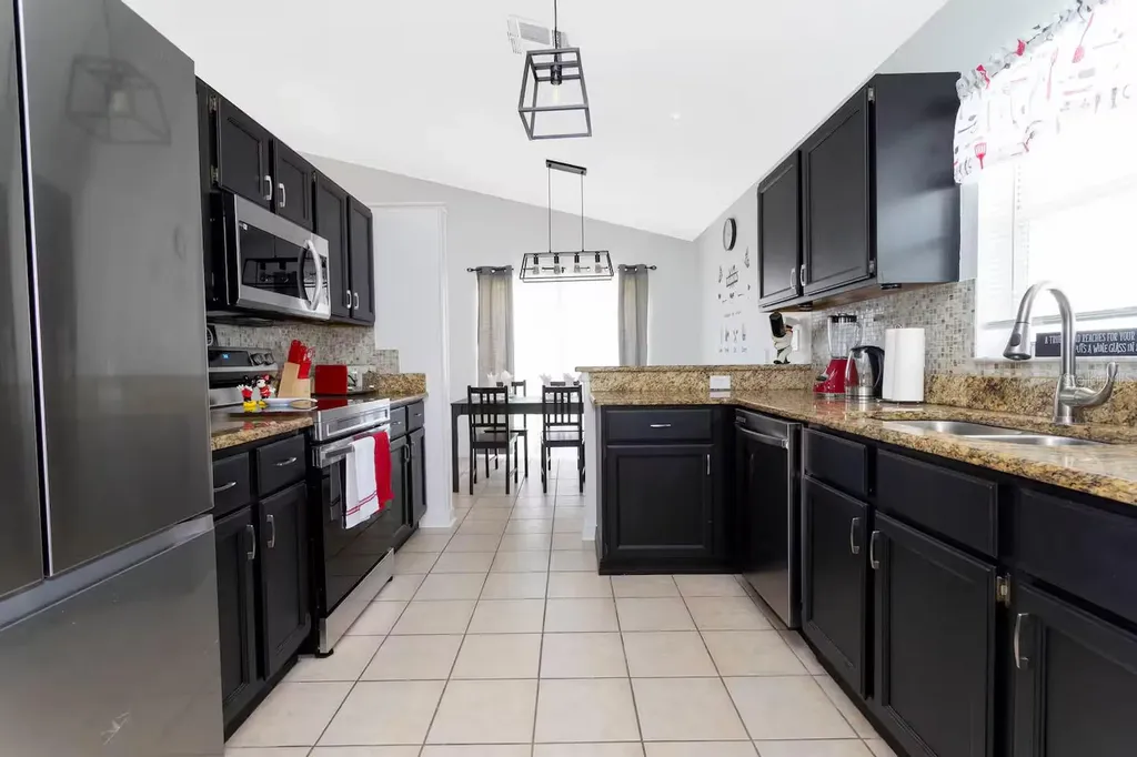 751 Country Woods Circle Kissimmee FL 34744