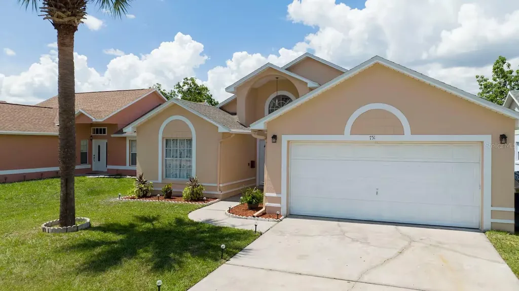751 Country Woods Circle Kissimmee FL 34744