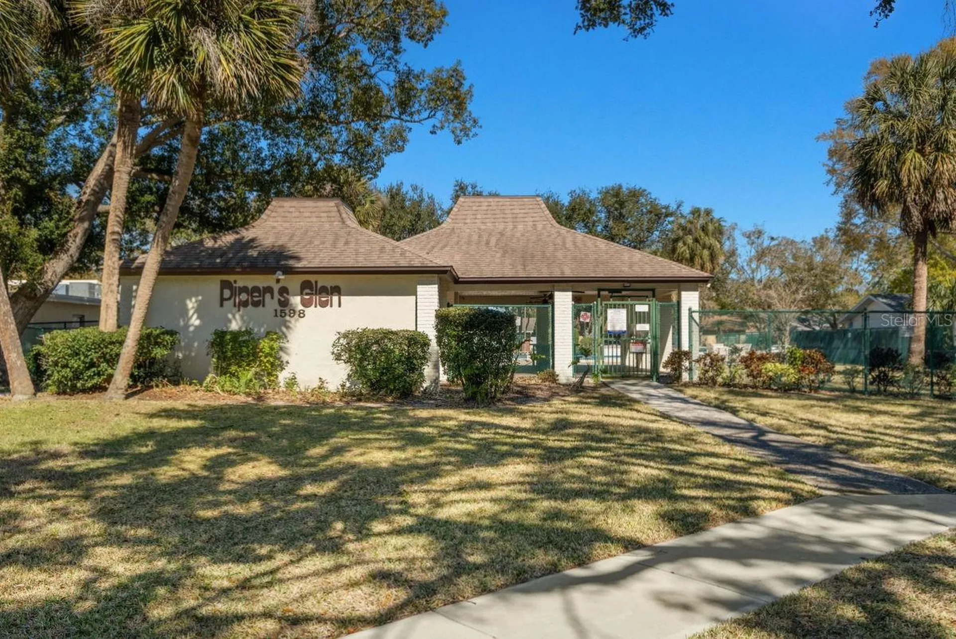 1607 Amberlea Drive S Dunedin FL 34698