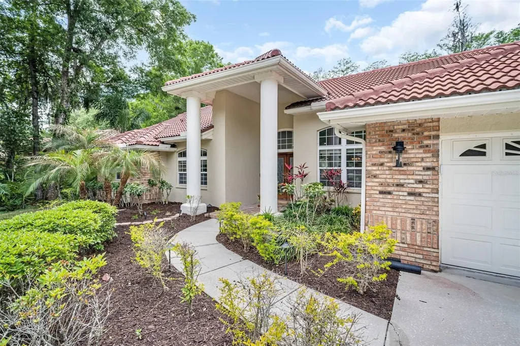 1404 East Lake Woodlands Parkway Oldsmar FL 34677