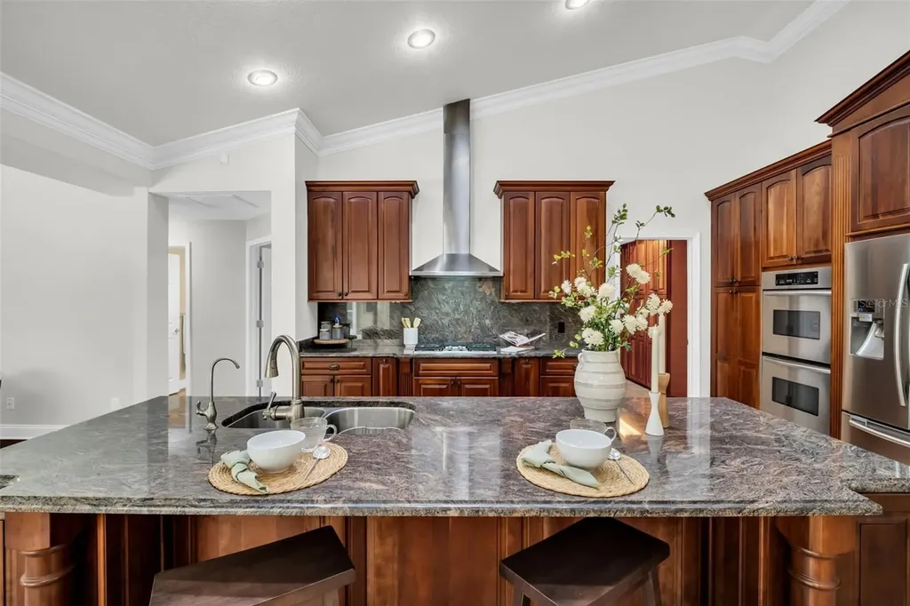 1404 East Lake Woodlands Parkway Oldsmar FL 34677