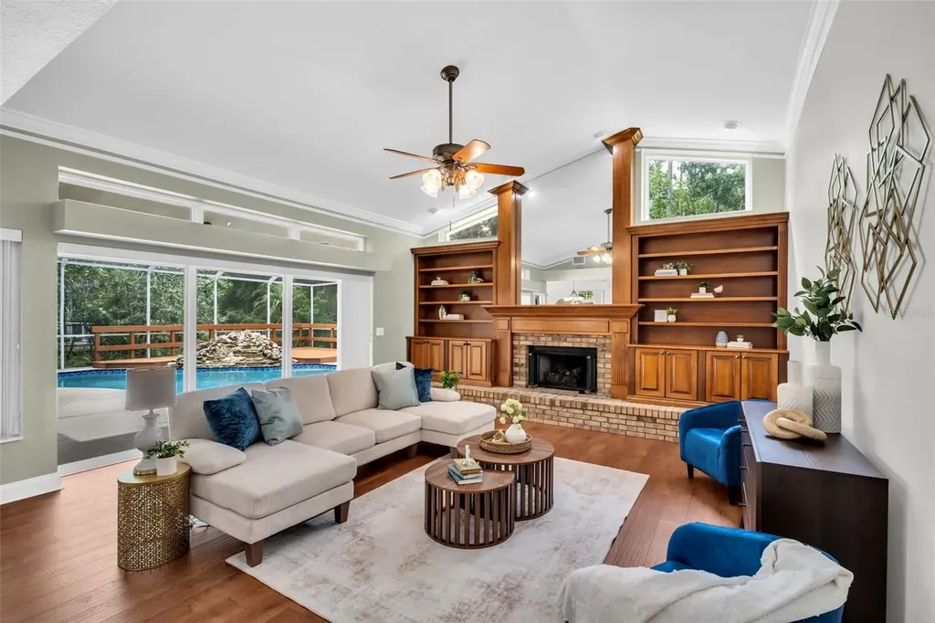1404 East Lake Woodlands Parkway Oldsmar FL 34677