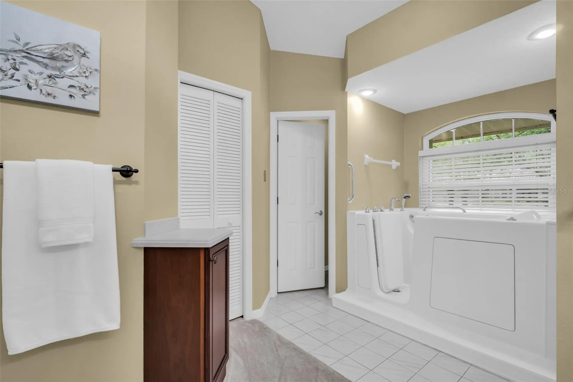 1404 East Lake Woodlands Parkway Oldsmar FL 34677