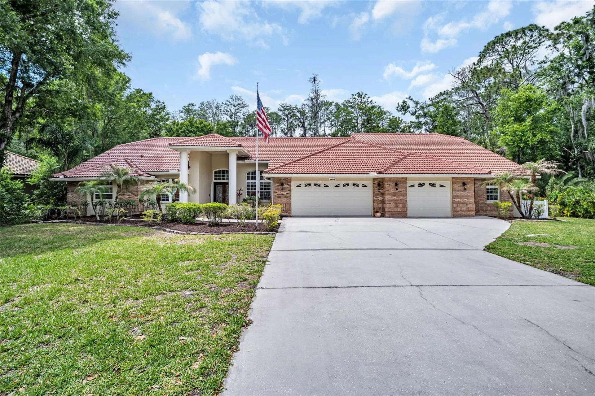 1404 East Lake Woodlands Parkway Oldsmar FL 34677