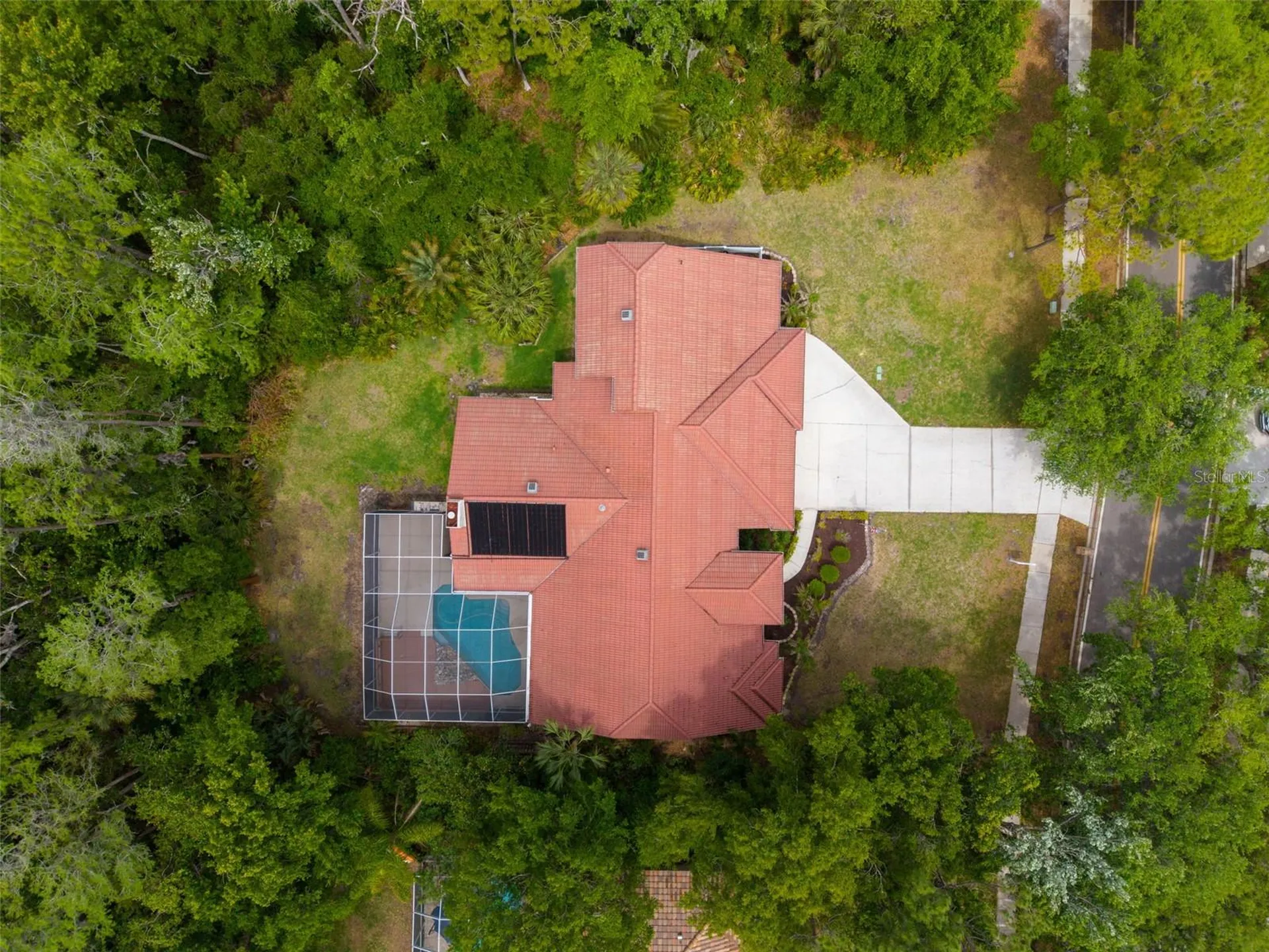 1404 East Lake Woodlands Parkway Oldsmar FL 34677