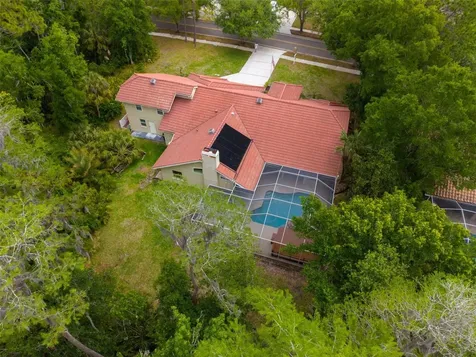 1404 East Lake Woodlands Parkway Oldsmar FL 34677