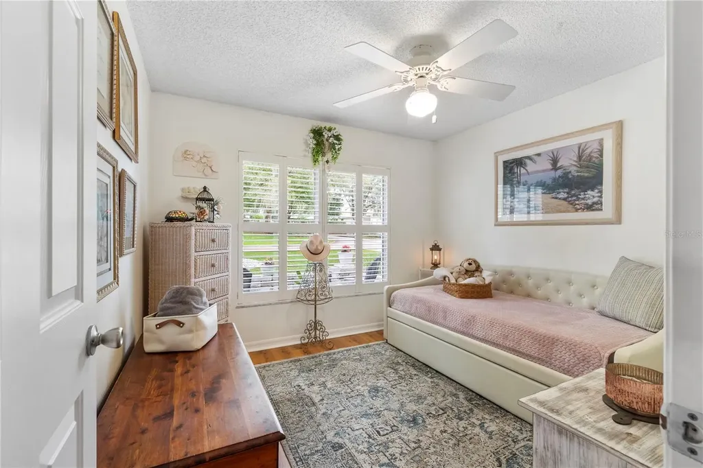 121 Costa Mesa Drive Lady Lake FL 32159