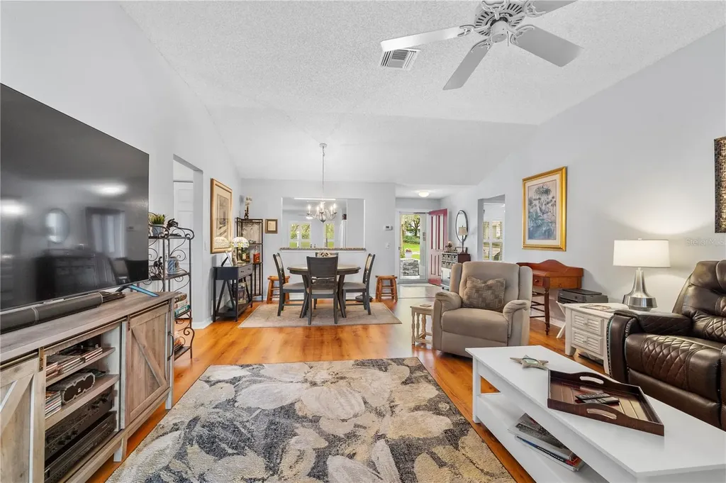 121 Costa Mesa Drive Lady Lake FL 32159