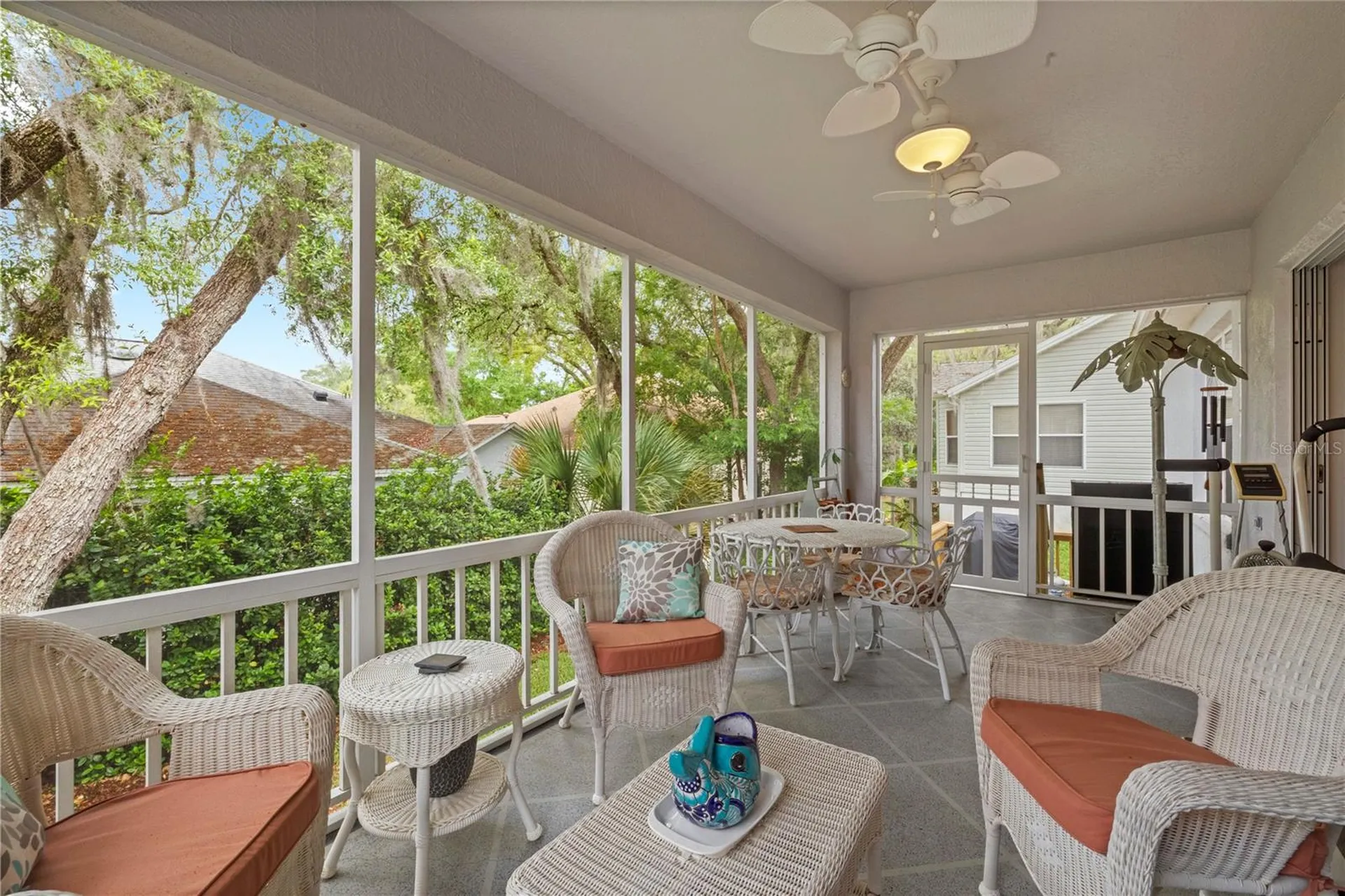 121 Costa Mesa Drive Lady Lake FL 32159