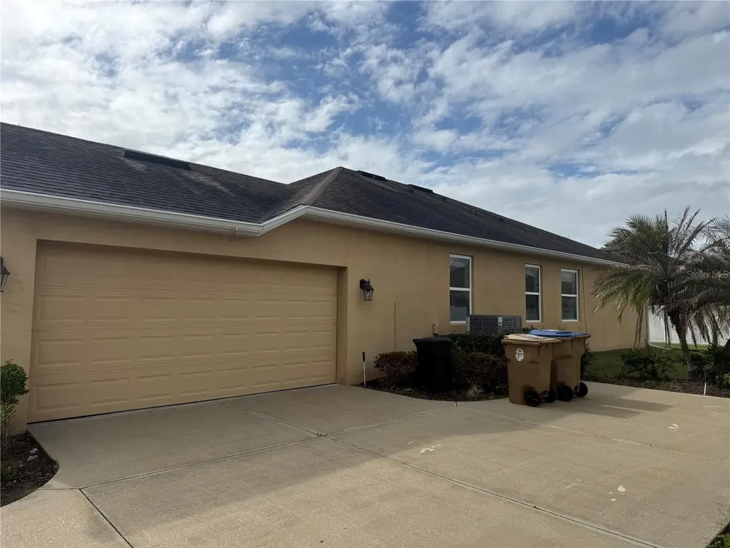 2862 Running Brook Circle Kissimmee FL 34744