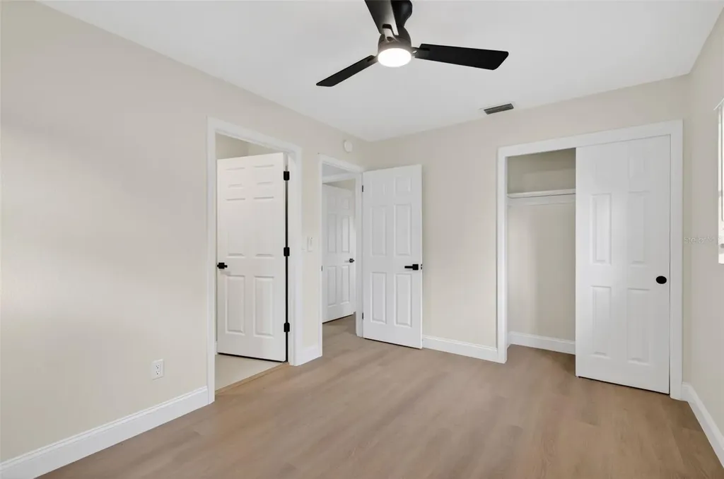 6020 Cresthill Drive Tampa FL 33615