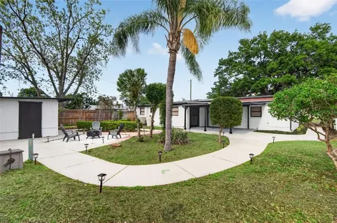 6020 Cresthill Drive Tampa FL 33615