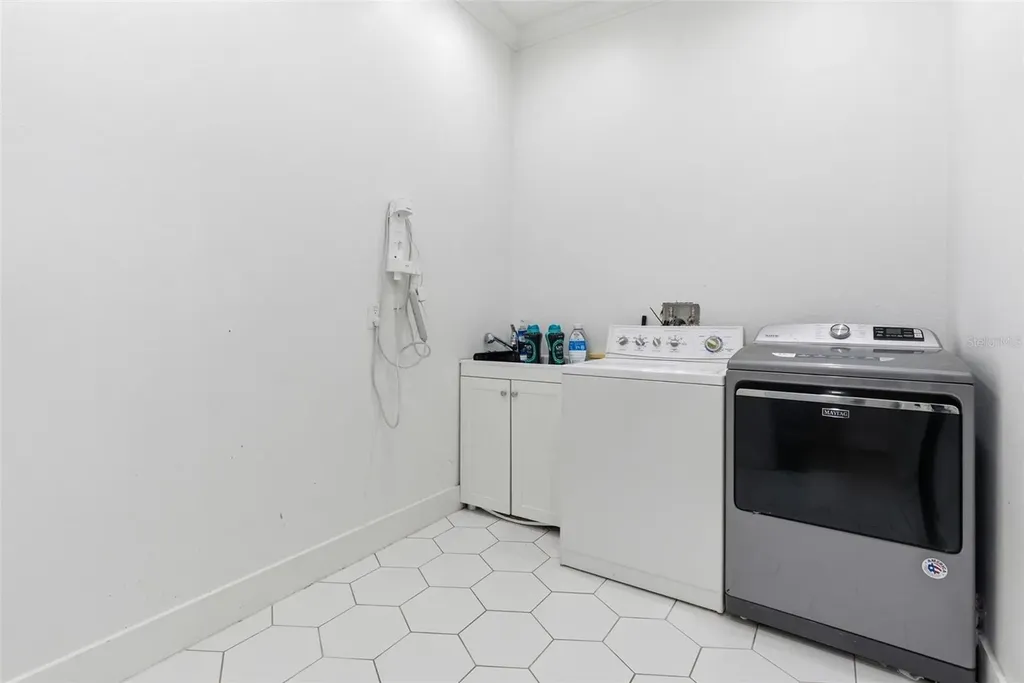 8241 Cass Road Zephyrhills FL 33540