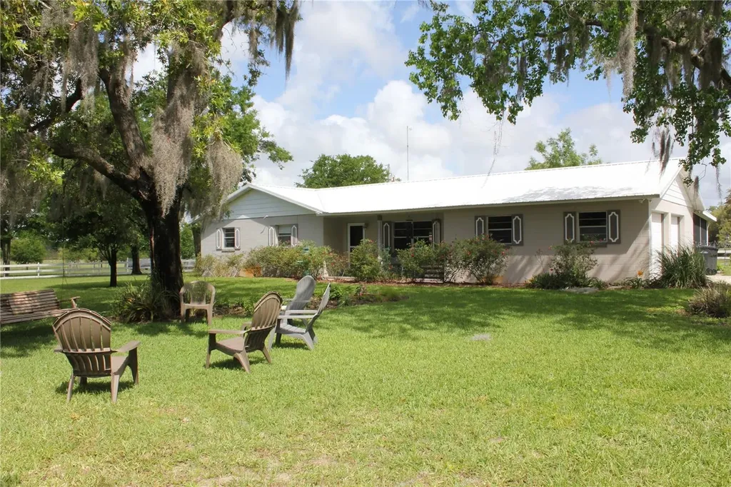 8225 Wakeford Road Lake Wales FL 33898