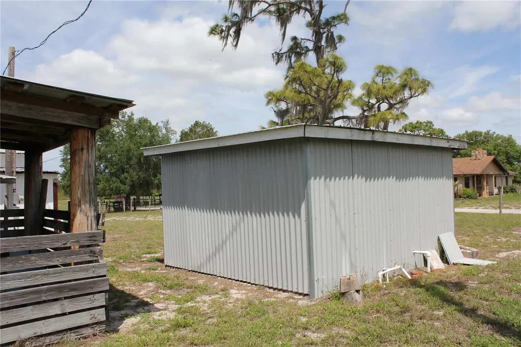 8225 Wakeford Road Lake Wales FL 33898