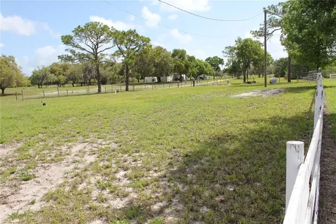 8225 Wakeford Road Lake Wales FL 33898