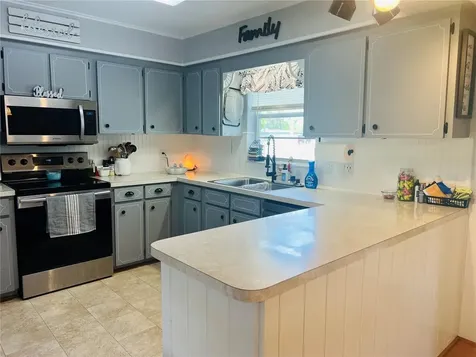 8225 Wakeford Road Lake Wales FL 33898
