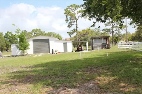 8225 Wakeford Road Lake Wales FL 33898
