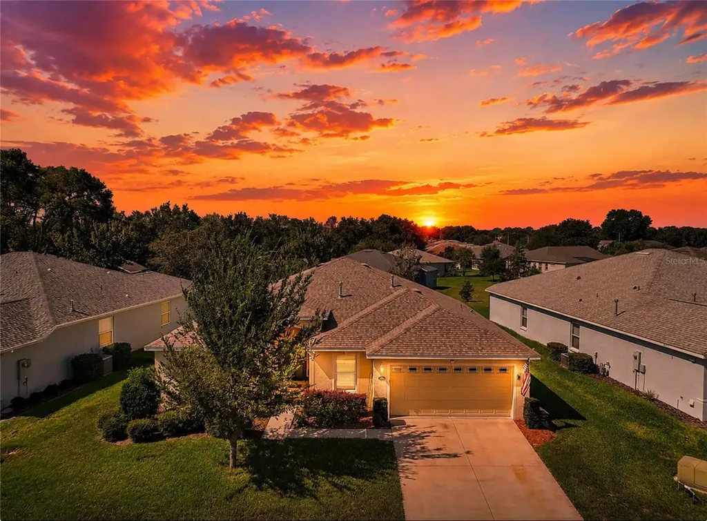 27102 Camerons Run Leesburg FL 34748