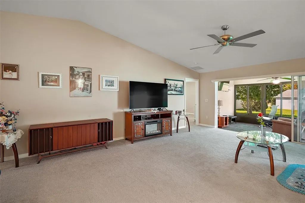 27102 Camerons Run Leesburg FL 34748