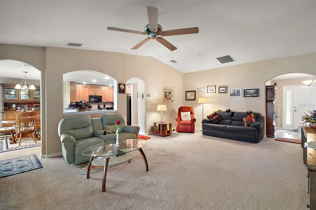 27102 Camerons Run Leesburg FL 34748