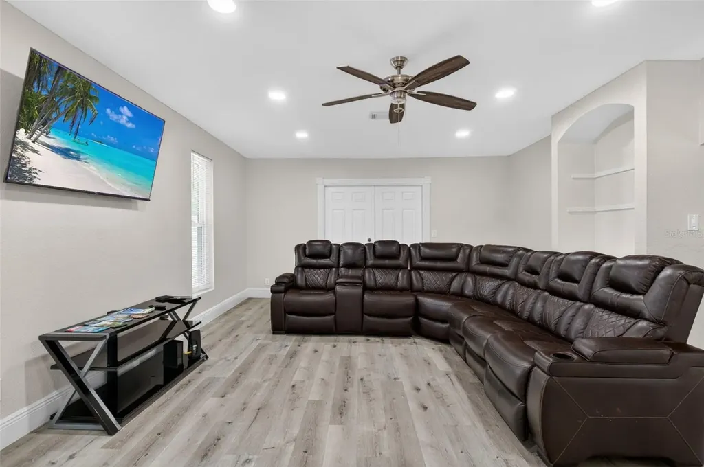 8507 N Brooks Street Tampa FL 33604