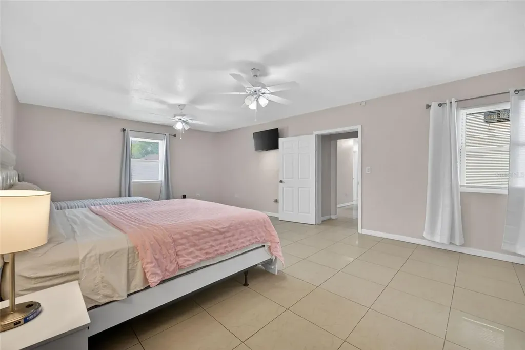 8507 N Brooks Street Tampa FL 33604