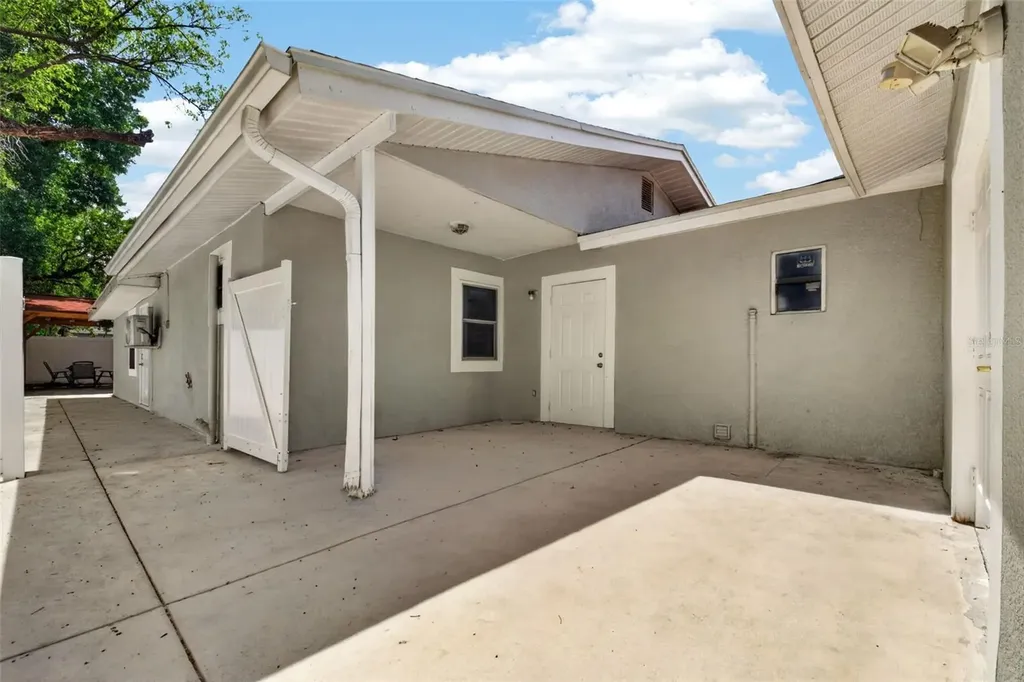 8507 N Brooks Street Tampa FL 33604