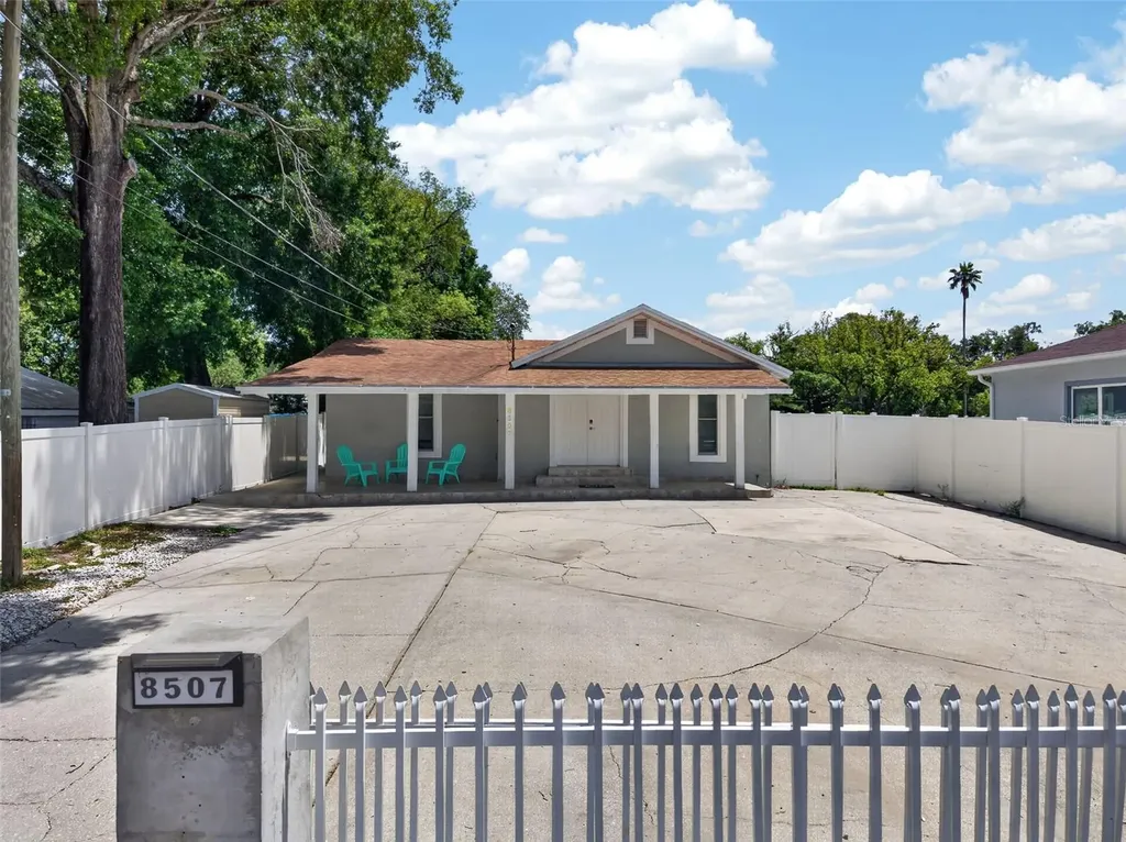 8507 N Brooks Street Tampa FL 33604