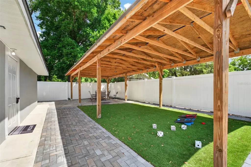 8507 N Brooks Street Tampa FL 33604