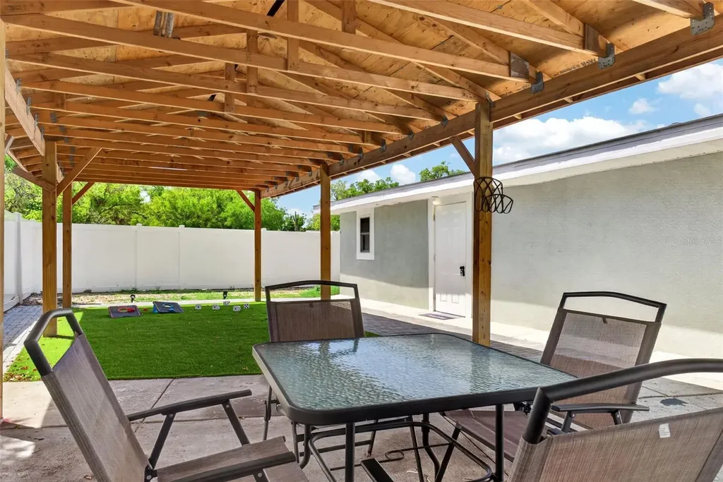 8507 N Brooks Street Tampa FL 33604