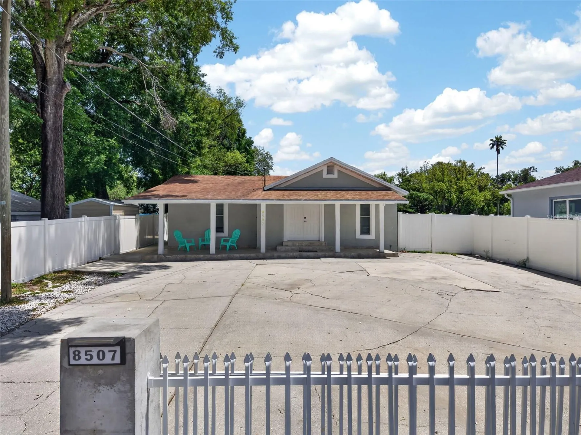 8507 N Brooks Street Tampa FL 33604