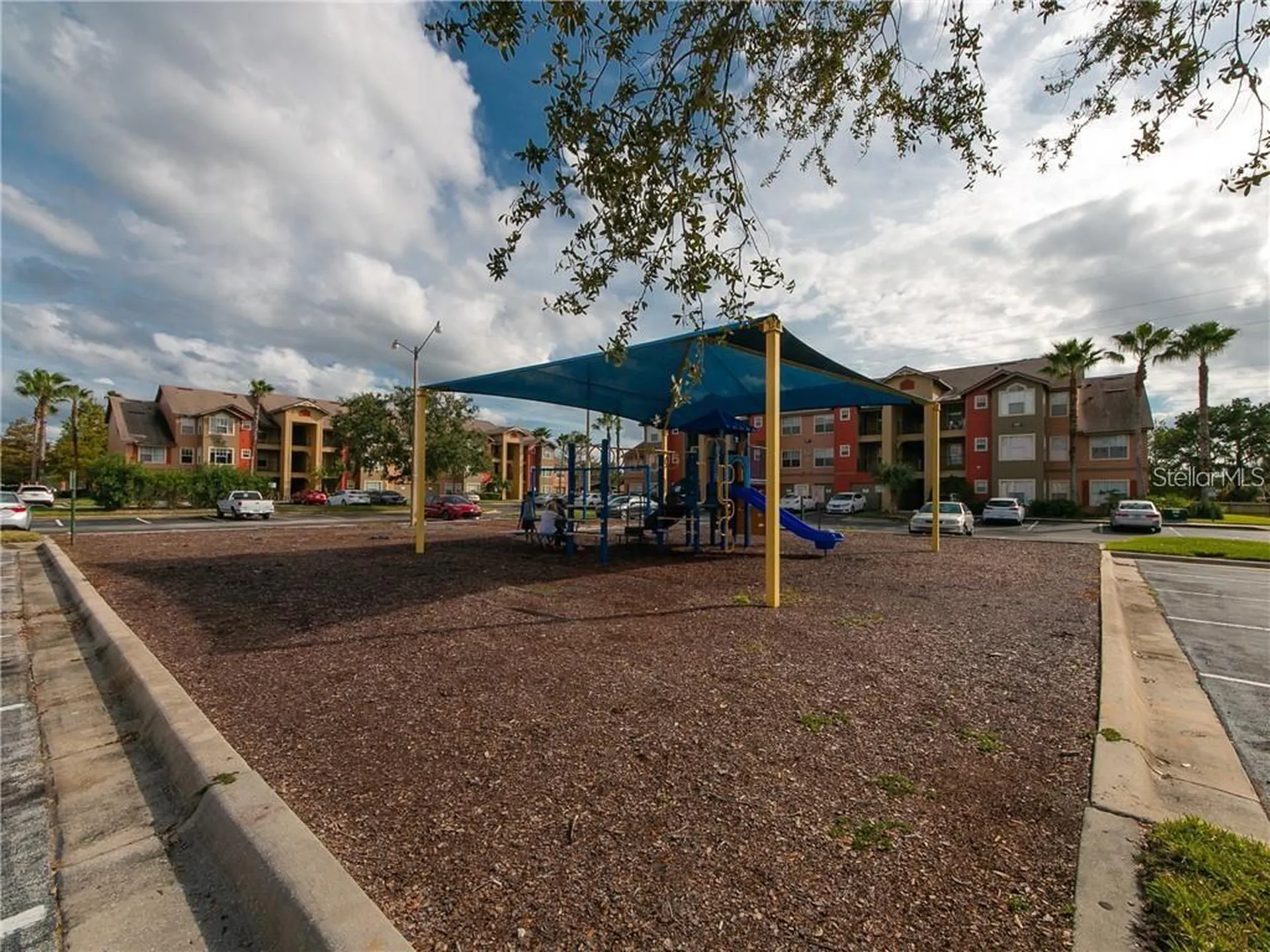 2212 Grand Cayman Court Kissimmee FL 34741