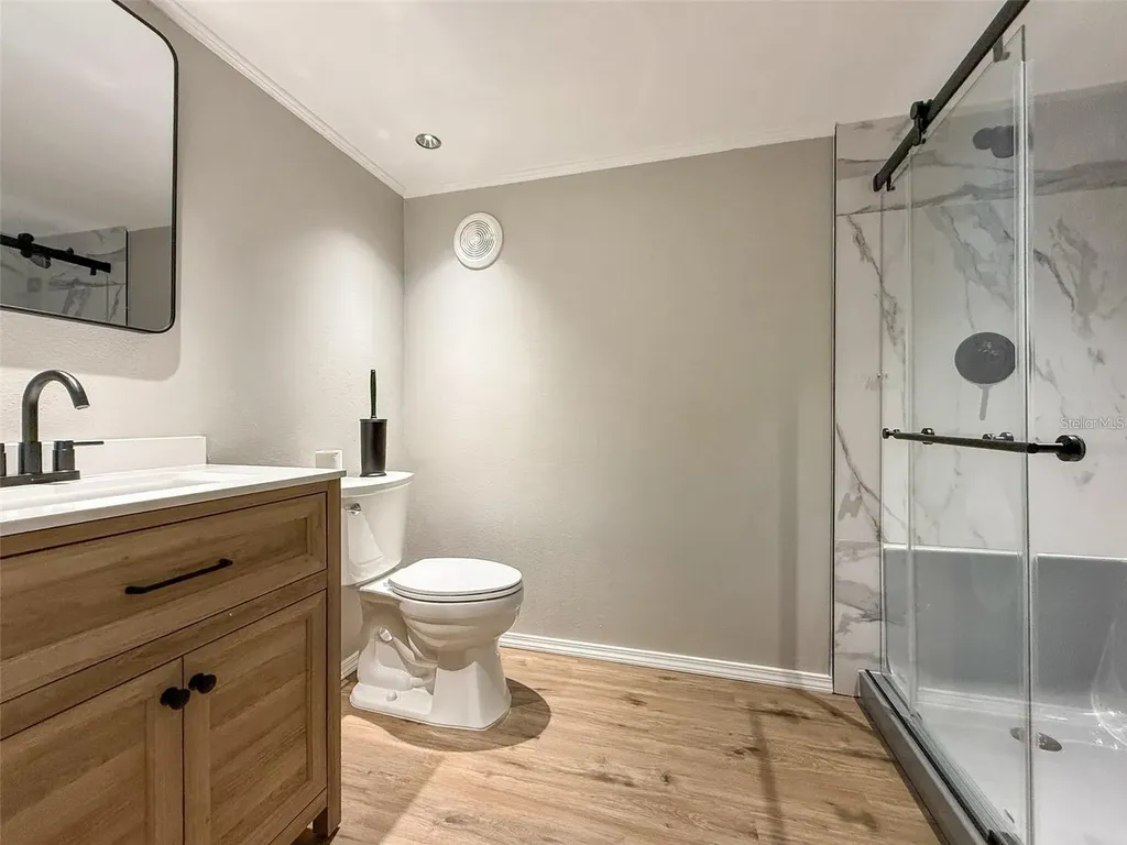 5141 Oakland Hills Avenue Sarasota FL 34234