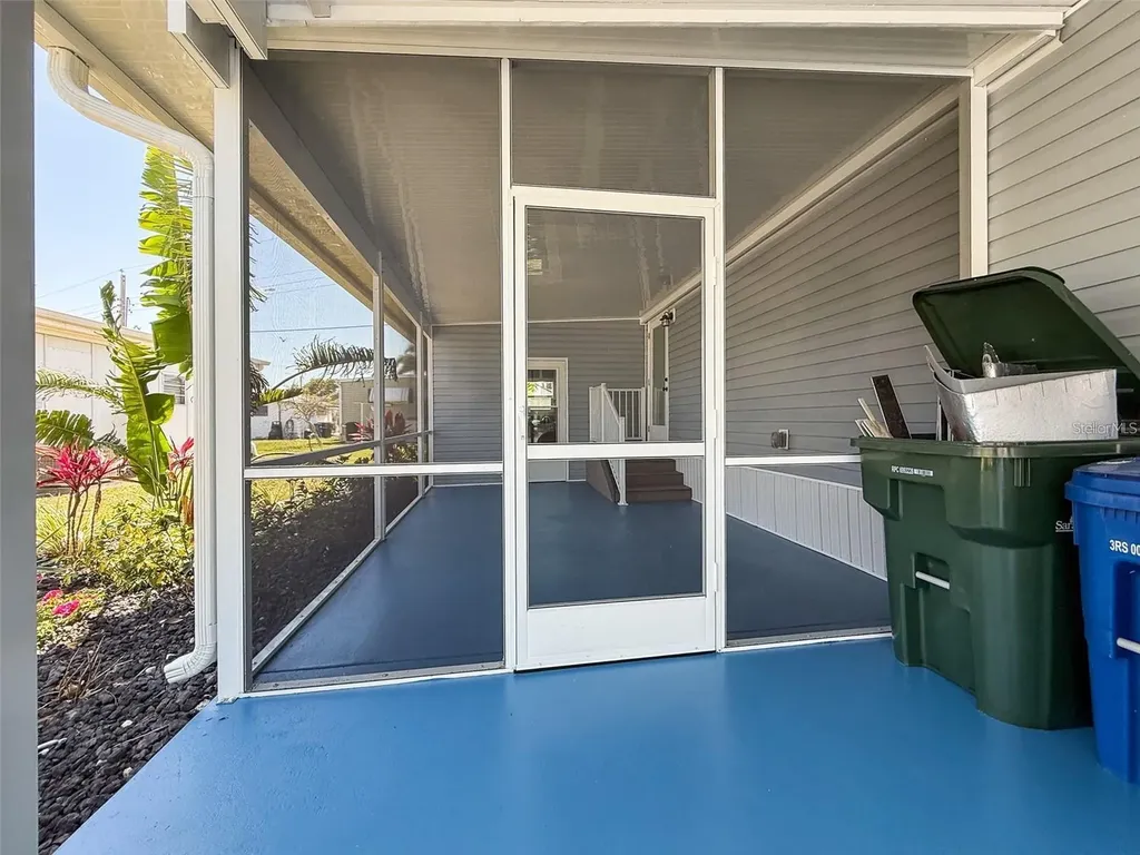 5141 Oakland Hills Avenue Sarasota FL 34234