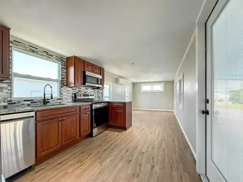 5141 Oakland Hills Avenue Sarasota FL 34234