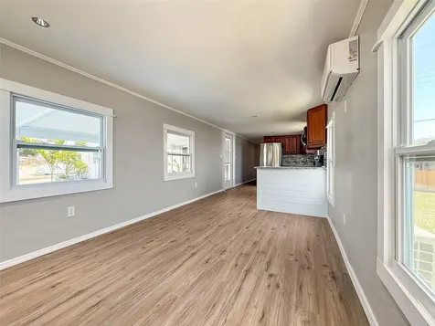 5141 Oakland Hills Avenue Sarasota FL 34234