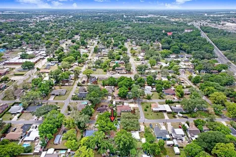 906 Woodlawn Avenue Plant City FL 33563