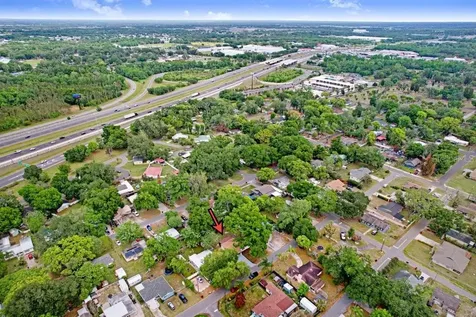 906 Woodlawn Avenue Plant City FL 33563