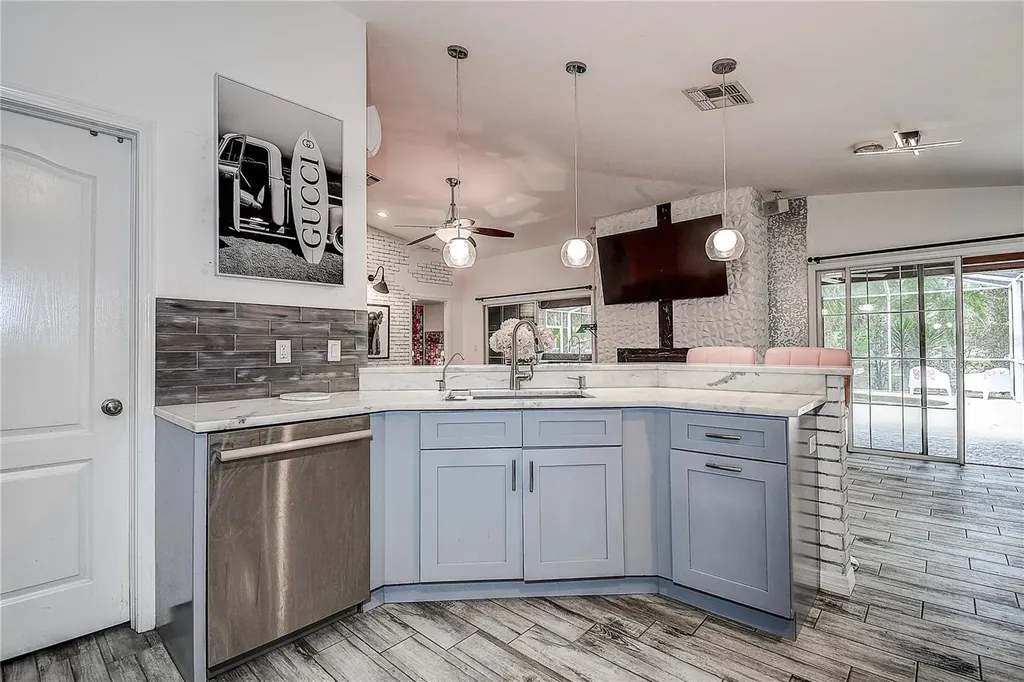 9641 Fulton Avenue Hudson FL 34667