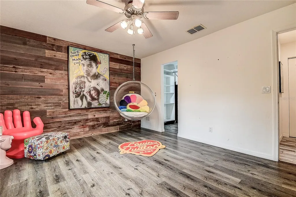 9641 Fulton Avenue Hudson FL 34667