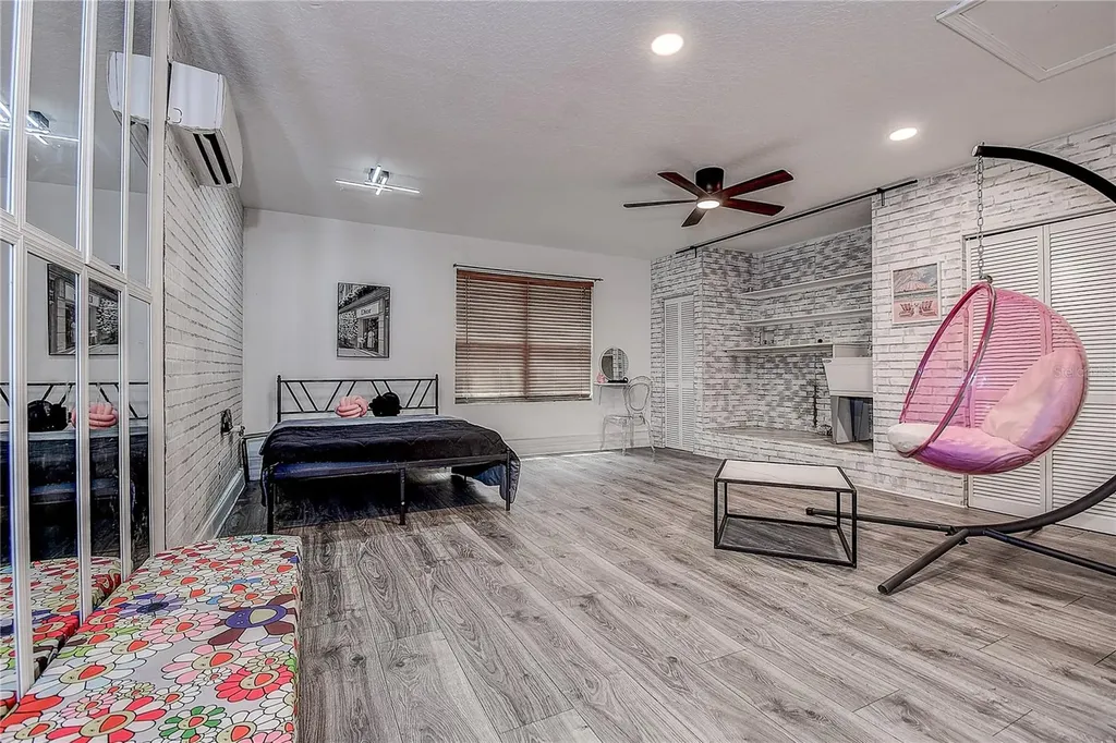 9641 Fulton Avenue Hudson FL 34667