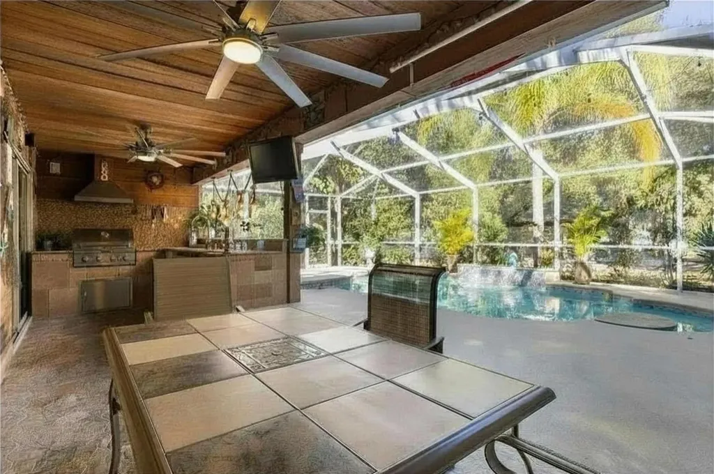9641 Fulton Avenue Hudson FL 34667