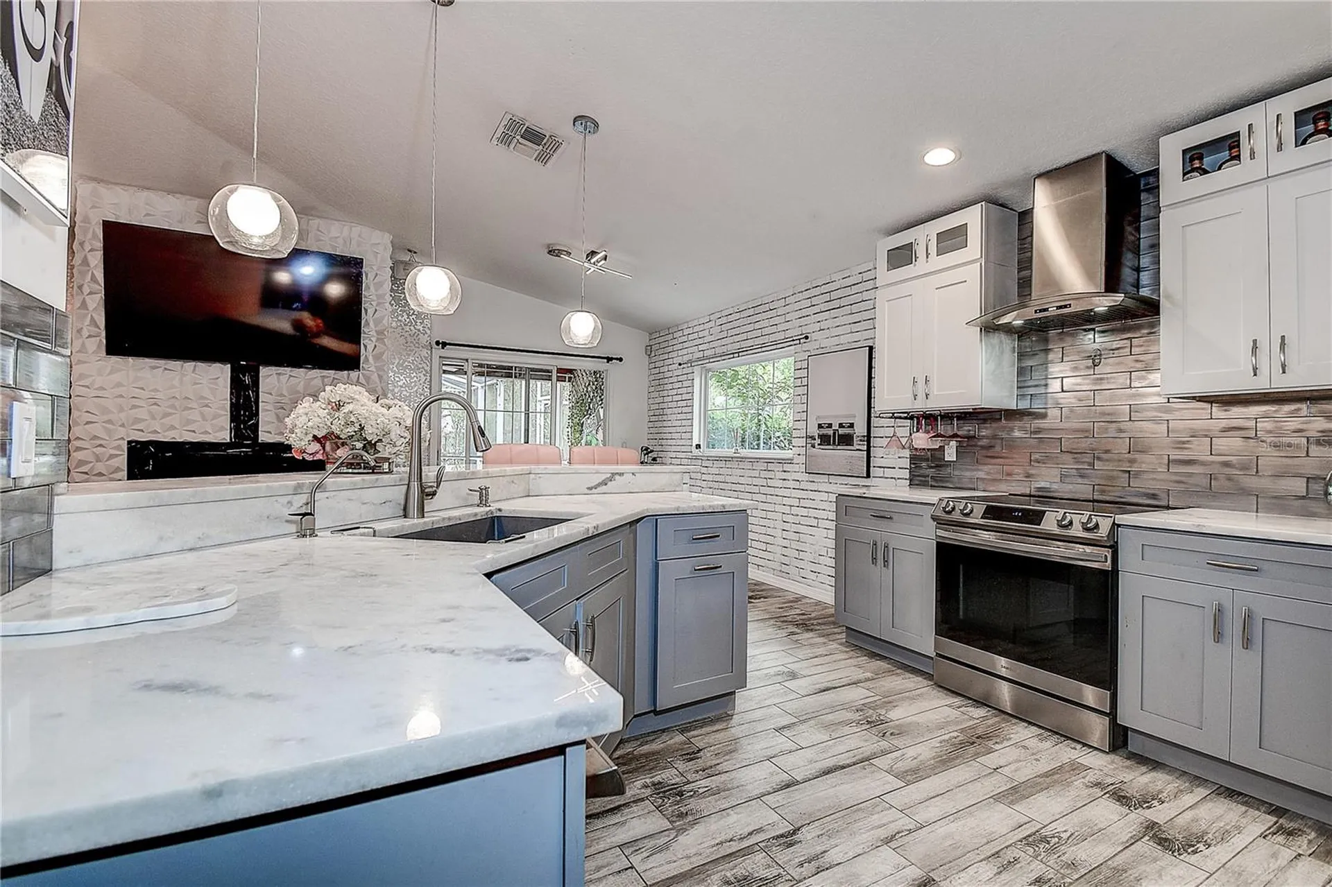 9641 Fulton Avenue Hudson FL 34667