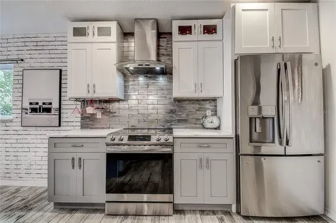 9641 Fulton Avenue Hudson FL 34667