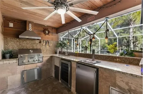 9641 Fulton Avenue Hudson FL 34667